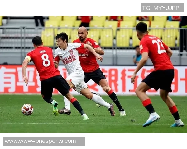 深入分析成都足球队的防守策略与战术特点